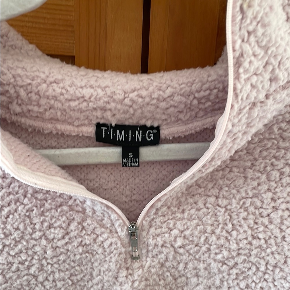 Pink Fleece Sweater ππ©· - Picture 6 of 12
